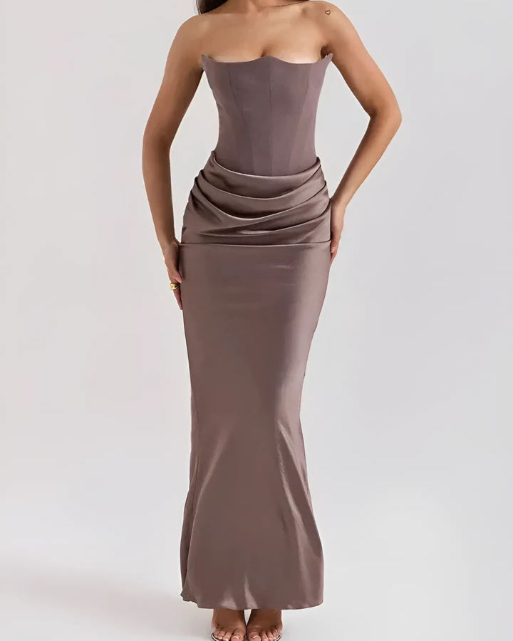 Brooklyn — Robe Femme Mariage Blanche, Rouge, Noire Pour Style Confirme