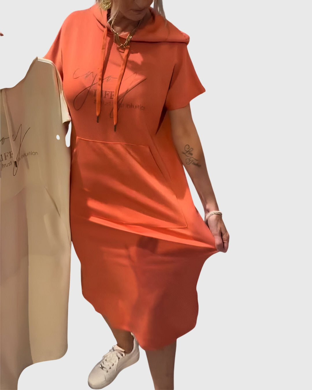 Marlowe — Robe Femme Elegante Noire, Beige, Orange Pour Style Confirme