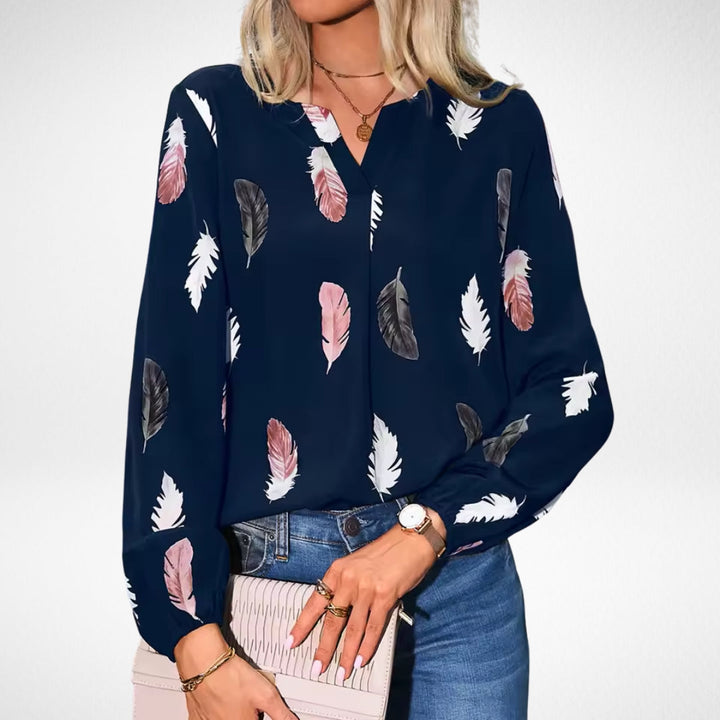 Nicole — Blouse Femme Elegante Bleu Marine, Blanche Pour Style Confirme