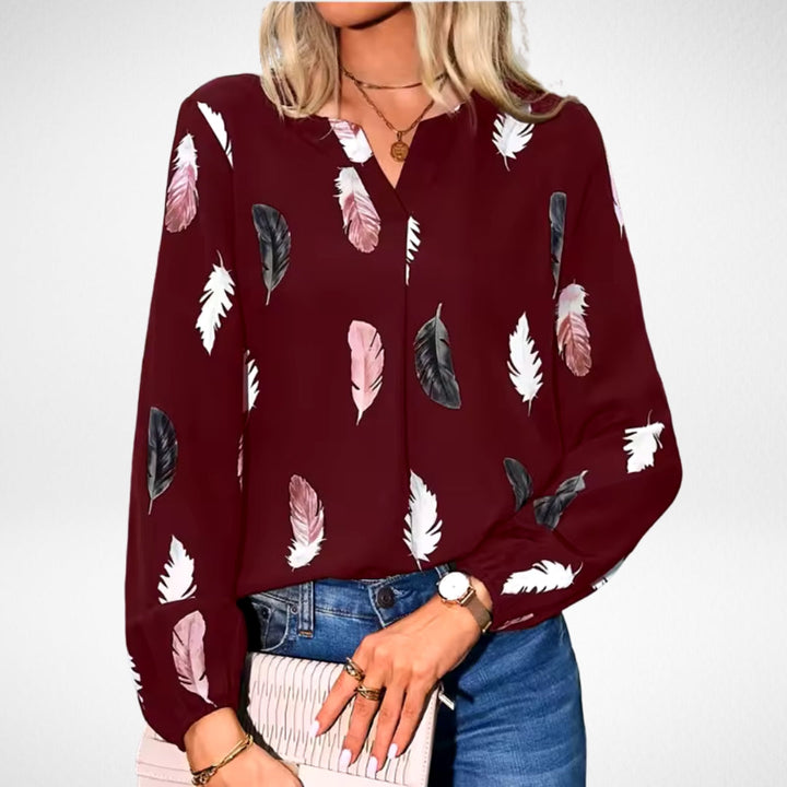Nicole — Blouse Femme Elegante Bleu Marine, Blanche Pour Style Confirme