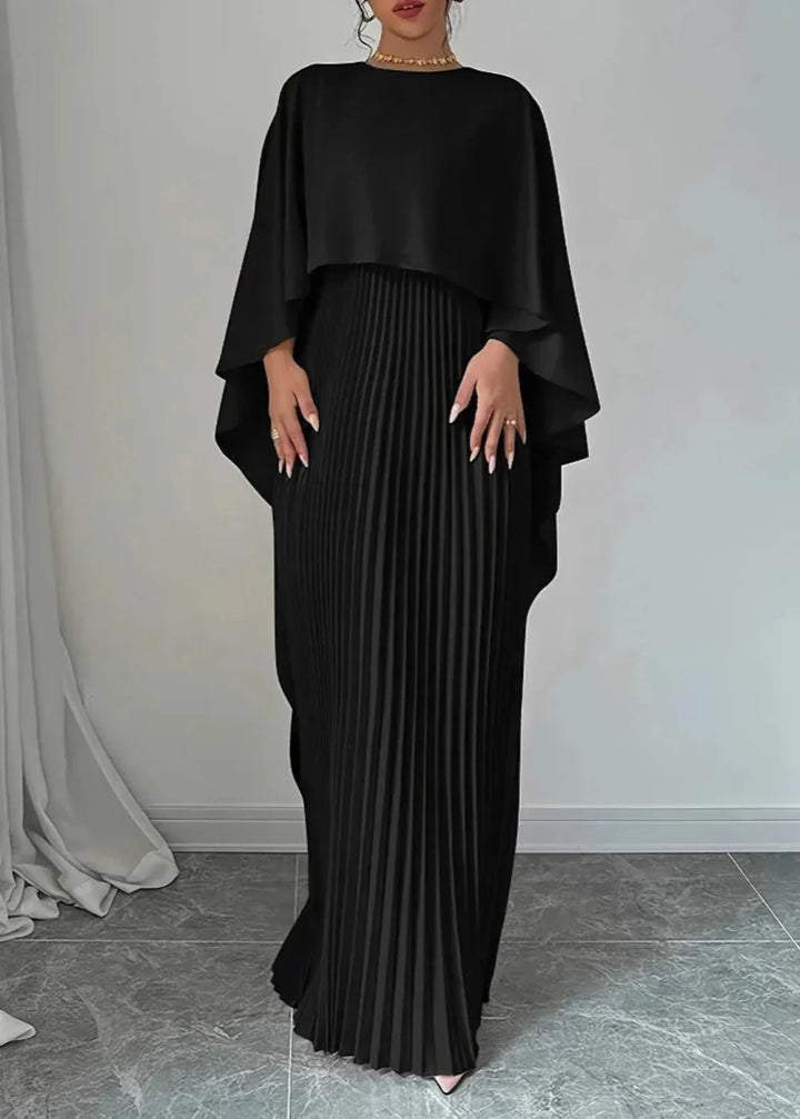 Makayla — Robe Mariage Invitee Cape Plissee Maxi Pour Presence Majestueuse