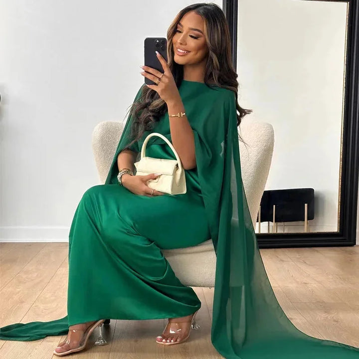 Lily — Robe Mariage Invitee Cape Maxi Blanche Verte Rose Pour Majestuosite