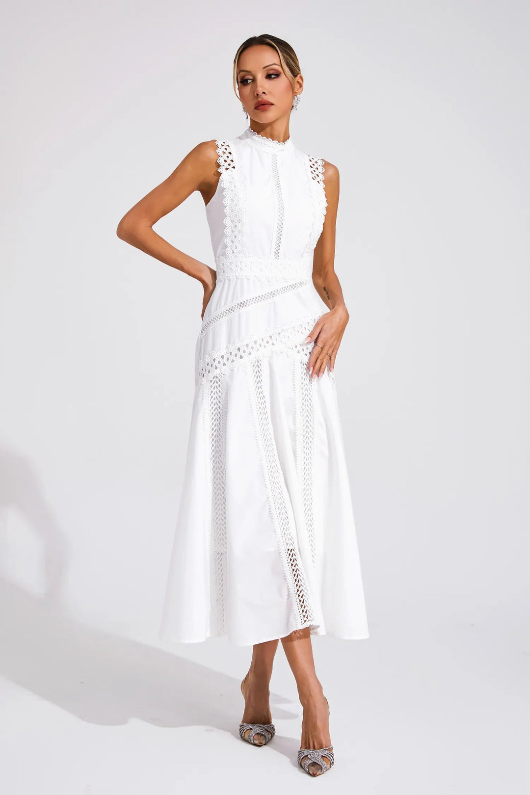 Caroline — Robe Mariage Invitee Dentelle Sans Manches Midi Jaune Blanche Bleue