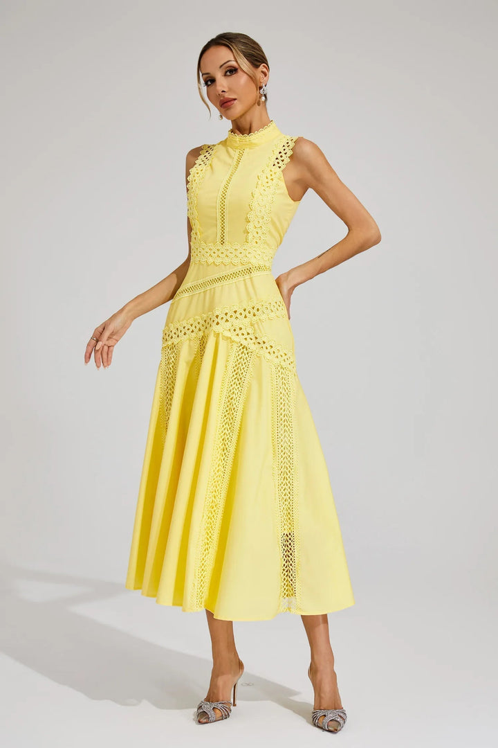 Caroline — Robe Mariage Invitee Dentelle Sans Manches Midi Jaune Blanche Bleue
