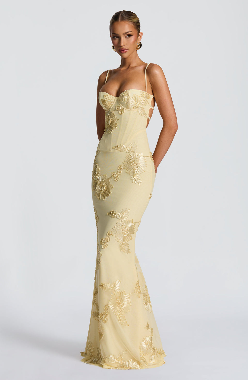 Audrey — Robe Mariage Invitee Brodee Florale Maxi Jaune Bleu Ciel Noire